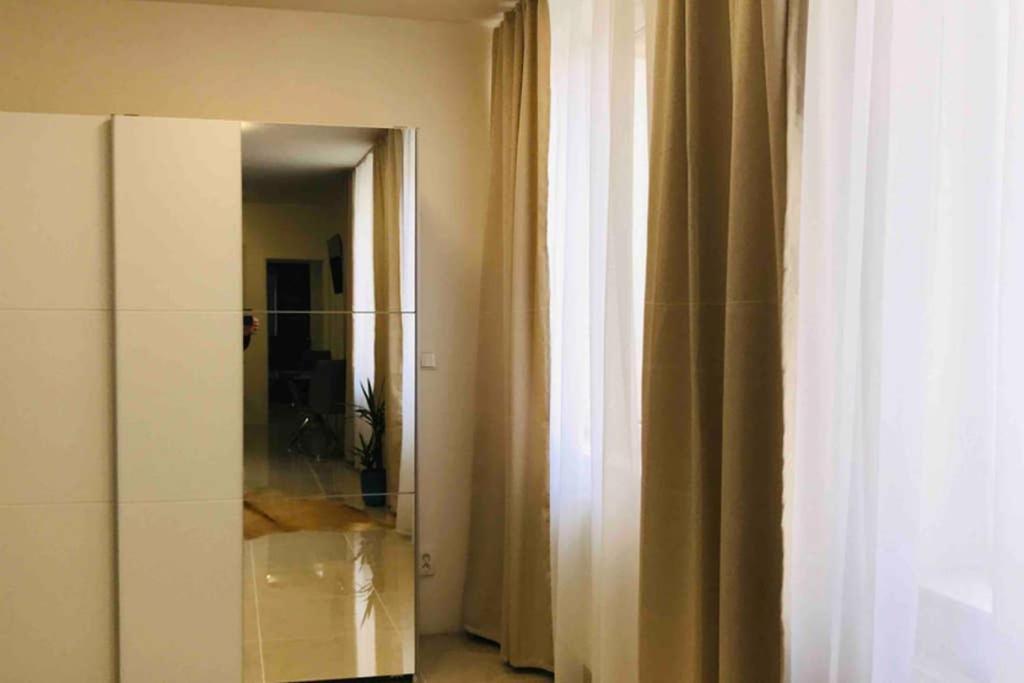 Apartment Right In The Center Of Брно Екстер'єр фото