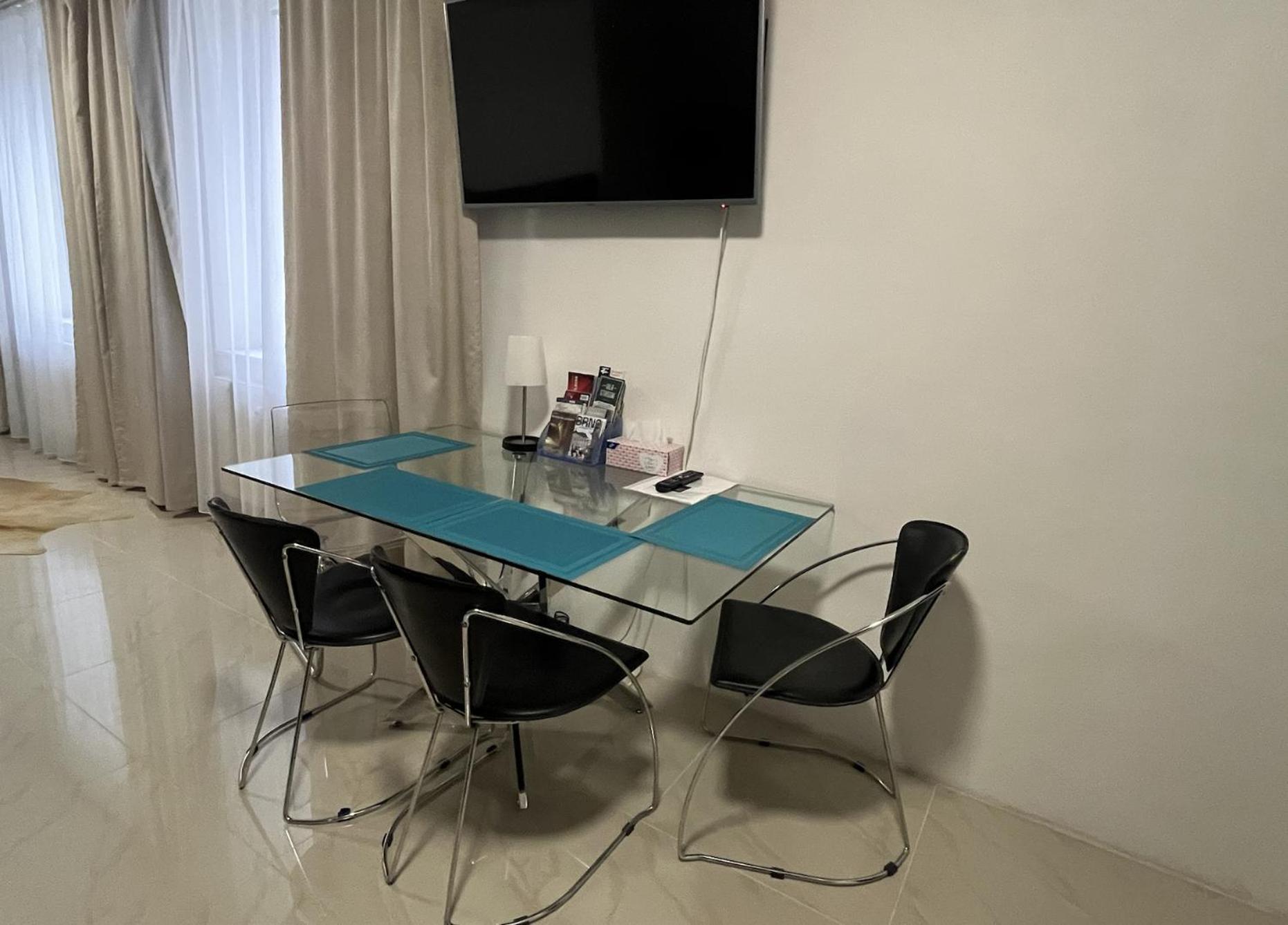 Apartment Right In The Center Of Брно Екстер'єр фото